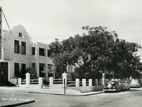 Outside View of Montagu Country Hotel in 1932 Outside View of Montagu Country Hotel in 1932