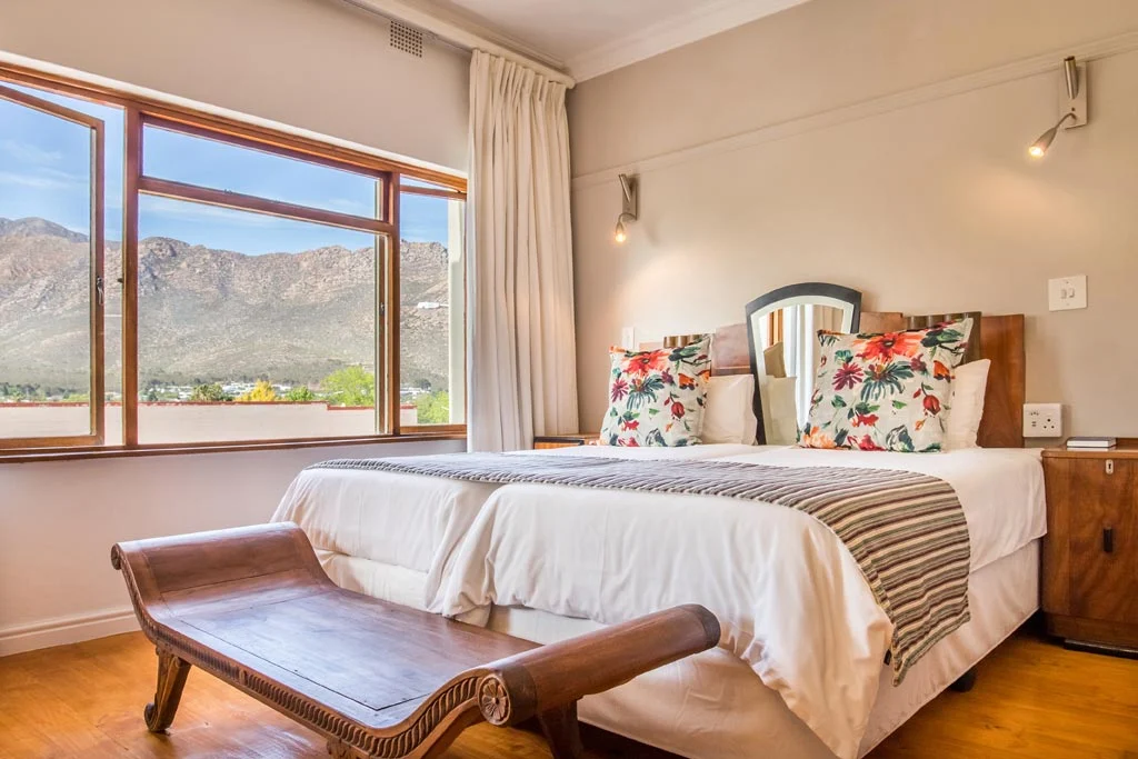 Art Deco Experience & Hotel Room Montagu Country Hotel